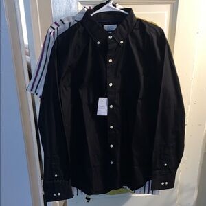 Croft and Barrow Black Button-Up Shirt